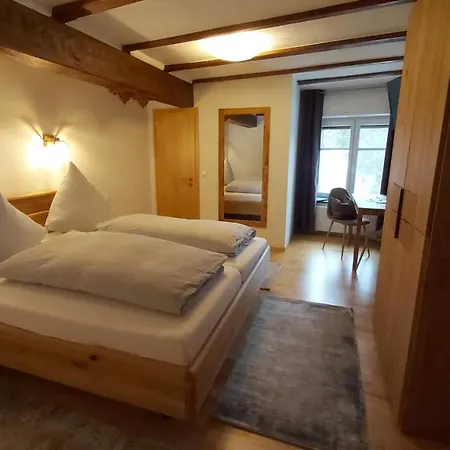 Casa de hóspedes Zum Goldenen Kreuz Wilhelmsdorf (Ravensburg)